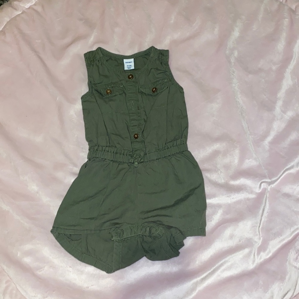 6-12 month olive green jumpsuit Old Navy